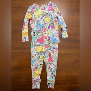Posh Peanut Disney Princess Floral Kids Pajama Set - Multicolor